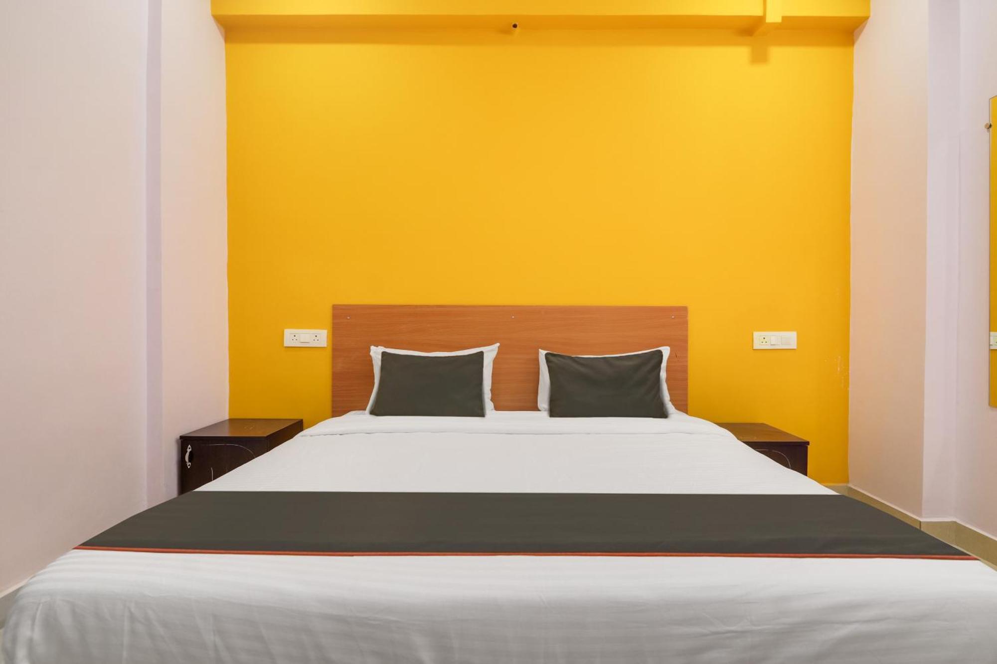 Collection O Rbs Kothapet-Nagole Road Hotel Haiderabad Buitenkant foto