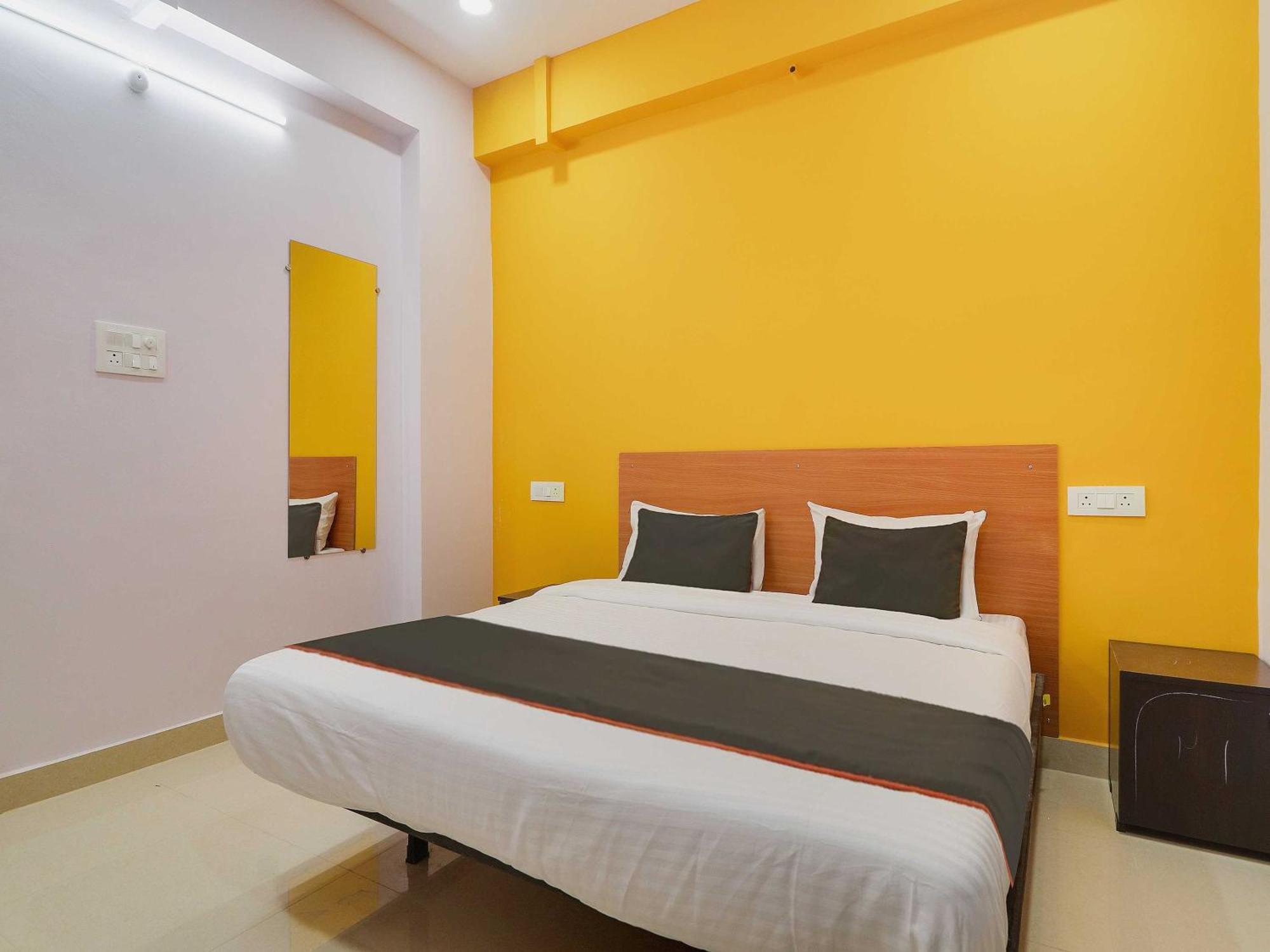 Collection O Rbs Kothapet-Nagole Road Hotel Haiderabad Buitenkant foto